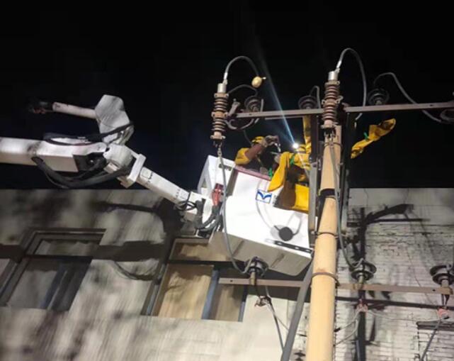 烏海電業(yè)局配電帶電作業(yè)處：11、7、23