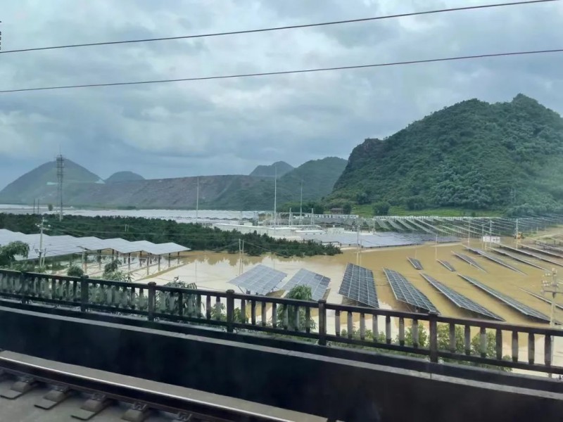 地面電站秒變漂浮電站，又一光伏電站被水淹！