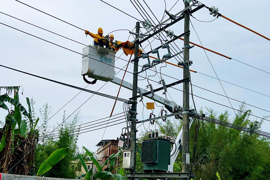 粵桂黔受暴雨影響用戶超九成恢復(fù)供電