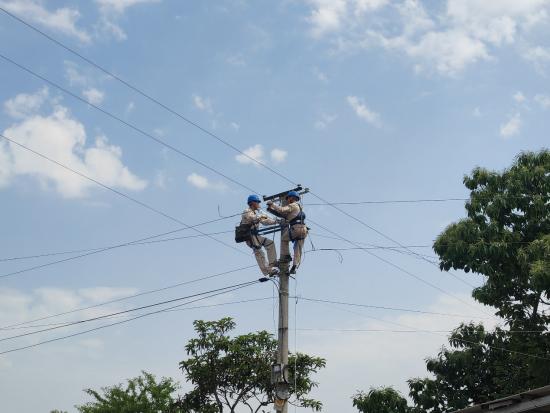 重慶開州老舊臺區(qū)升級改造 提升鄉(xiāng)村供電質量