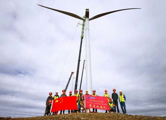 全球海拔最高風電工程全部風機吊裝完成