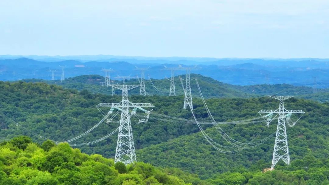 甘肅第二條“電力高速公路”全線貫通