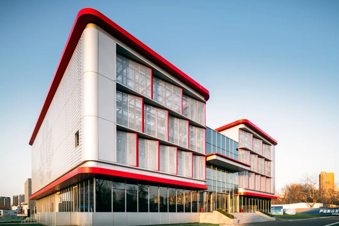 天津智算中心：打造AI算力高地，探索數(shù)字經(jīng)濟(jì)的“津門模式”